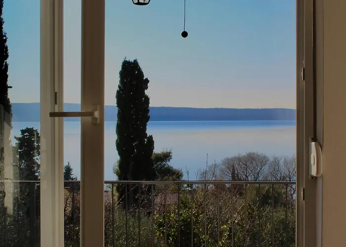 Modern Seaview House Fiore